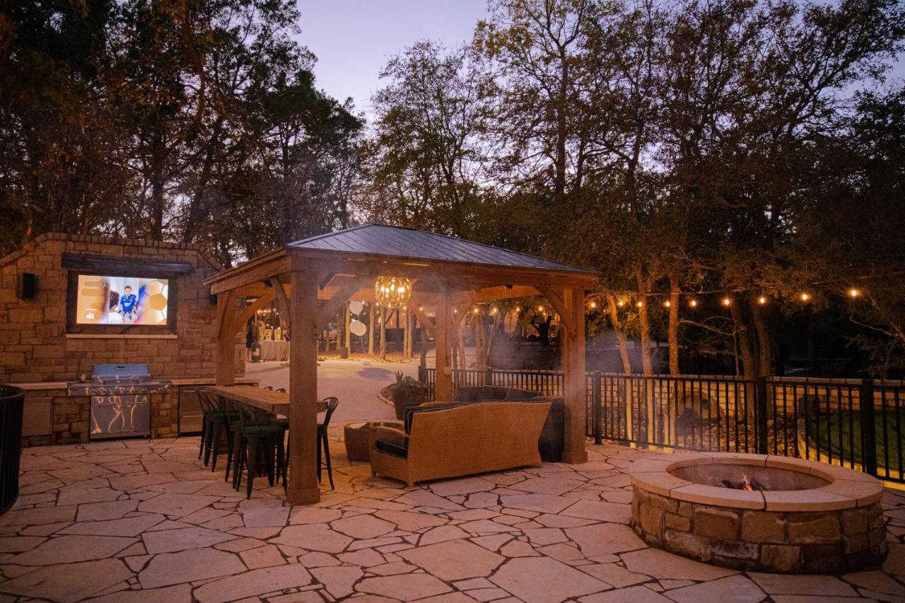 7744 Ranch Glamping Resort 奧斯汀 外观 照片