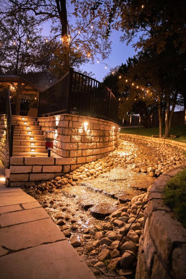 7744 Ranch Glamping Resort 奧斯汀 外观 照片